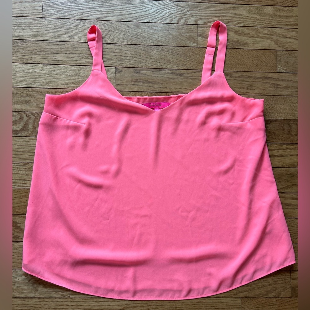 Lilly Pulitzer Nadia v neck cami Size Lg